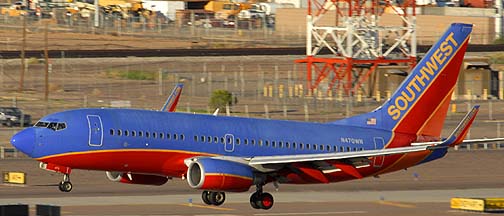 Southwest Boeing 737-7H4 N470WN, October 26, 2010